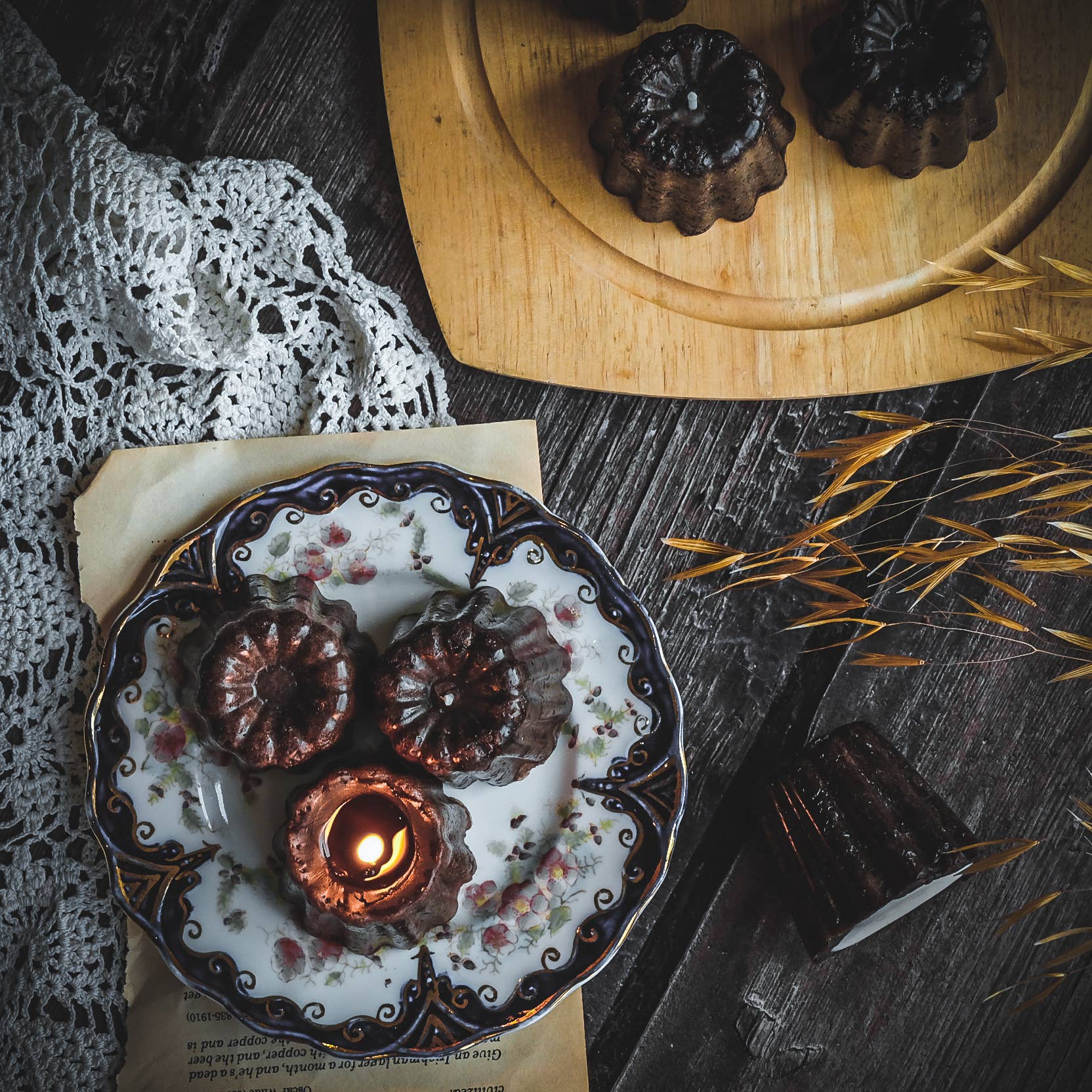 Bakery candle, canele candle